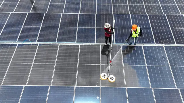 ล้างแผง & ตรวจสอบประสิทธิภาพ โดย SolarCare PRO
